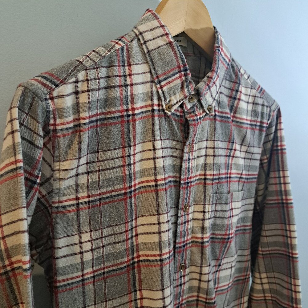 J. Crew Men's Small Slim Fit Long Sleeve Button Down Plaid Shirt Style #AB494
